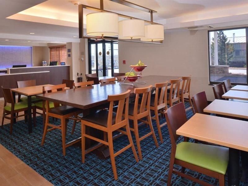 Fairfield By Marriott Rochester Henrietta/University Area Eksteriør bilde